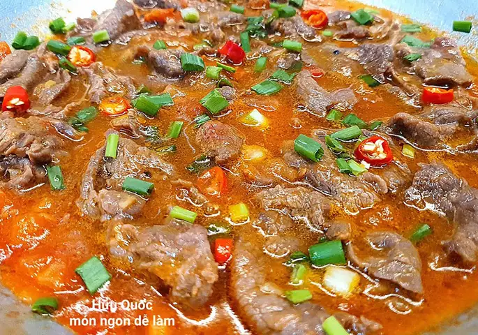 Công Thức Sốt Cà Chua Thịt Bò Chuẩn Vị Nhà Hàng: Bí Quyết Từ A-z