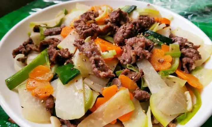 Cách Làm Su Hào Xào Hành Tây Thơm Ngon, Giòn Rụm Chuẩn Vị