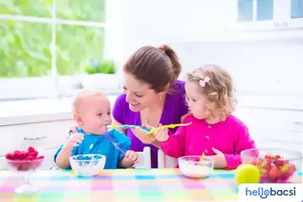 Sữa Chua Làm Từ Sữa Công Thức Có Tốt Không? Lợi Ích Và Lưu Ý Quan Trọng Cho Mẹ