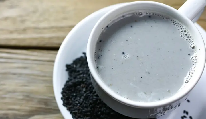 Sữa Mè Đen Bao Nhiêu Calo? Giải Đáp Chi Tiết Và So Sánh Với Các Loại Sữa Hạt Khác Sữa Mè Đen Bao Nhiêu Calo? Giải Đáp Chi Tiết Và So Sánh Với Các Loại Sữa Hạt Khác