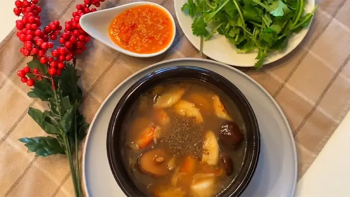 Súp Bào Ngư Hải Sản: Công Thức Nấu Ngon, Bổ Dưỡng Cho Mọi Gia Đình