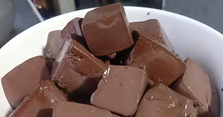 Tác Dụng Của Tiết Bò Luộc: Giá Trị Dinh Dưỡng Và Những Lưu Ý Quan Trọng