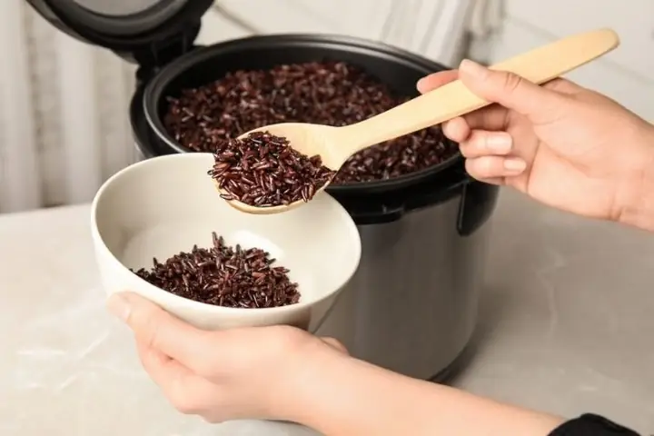 Tại Sao Không Nên Nấu Gạo Lứt Bằng Nồi Cơm Điện Thường?