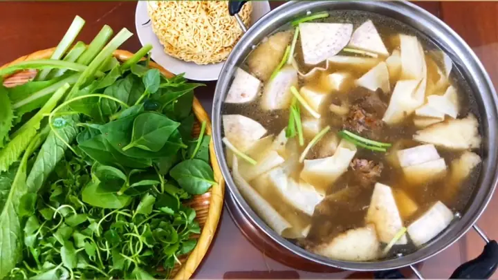 Cách Làm Thịt Bò Nấu Khoai Môn Thơm Ngon, Đậm Đà, Không Bị Sượng