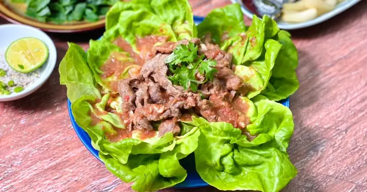 Thịt Bò Sốt Xà Lách: Công Thức Chi Tiết Và Bí Quyết Chế Biến Chuẩn Vị Nhà Hàng