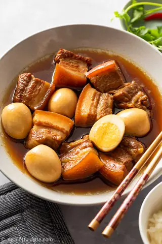 Thịt Kho Tàu Tiếng Anh Là Gì? Cách Nấu Món Thịt Kho Tàu Ngon Chuẩn Vị