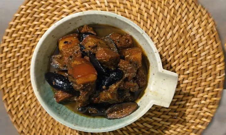 Cách Làm Thịt Kho Trám Đơn Giản, Thơm Ngon Chuẩn Vị Miền Trung Cách Làm Thịt Kho Trám Đơn Giản, Thơm Ngon Chuẩn Vị Miền Trung