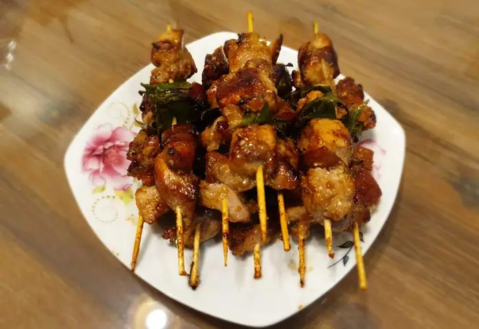 Đánh Giá Chi Tiết Thịt Lợn Mán Nướng Lá Móc Mật: Top 5 Đặc Sản Chuẩn Vị Và Cách Nhận Diện