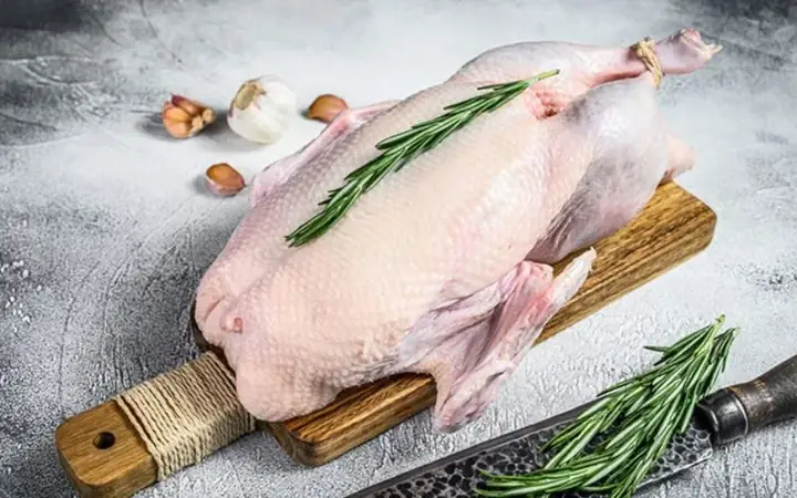 Thịt Ngan Kỵ Với Rau Gì? Giải Đáp Chi Tiết Và Cách Chế Biến An Toàn Thịt Ngan Kỵ Với Rau Gì? Giải Đáp Chi Tiết Và Cách Chế Biến An Toàn