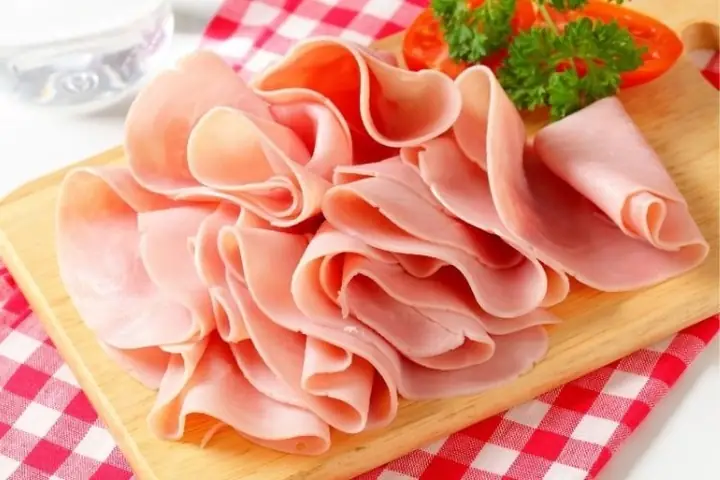 Thịt Nguội Là Món Gì? Định Nghĩa, Nguồn Gốc, Phân Loại Và Cách Thưởng Thức Thịt Nguội Là Món Gì? Định Nghĩa, Nguồn Gốc, Phân Loại Và Cách Thưởng Thức