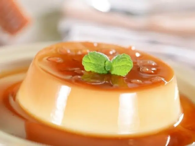 Thời Gian Hấp Bánh Flan Bao Lâu Là Chuẩn Nhất? Bí Quyết Để Có Miếng Bánh Mịn, Dẻo Và Không Rỗ Thời Gian Hấp Bánh Flan Bao Lâu Là Chuẩn Nhất? Bí Quyết Để Có Miếng Bánh Mịn, Dẻo Và Không Rỗ