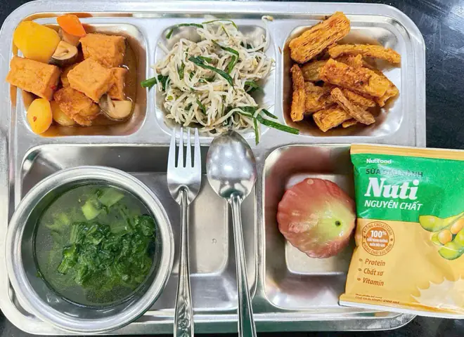Thực Đơn Cho Suất Ăn 20000: Gợi Ý Chi Tiết Cho Từng Đối Tượng