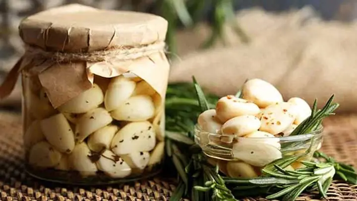 Tỏi Ngâm Giấm Để Được Bao Lâu: Hướng Dẫn Chi Tiết Và Lưu Ý Quan Trọng