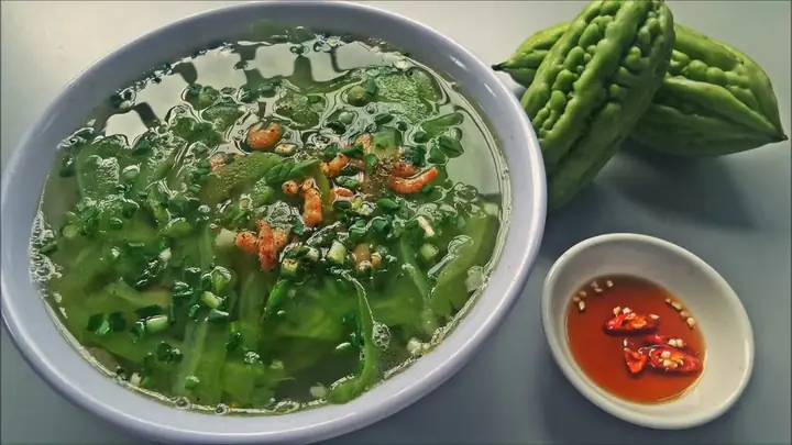Tôm Nấu Canh Khổ Qua Được Không? Giải Đáp Thắc Mắc Và Hướng Dẫn Cách Nấu Chuẩn Vị