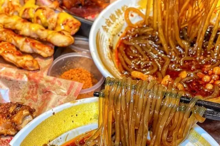 Top 10 Món Ăn Ngon Nhất Trung Quốc: Hành Trình Vị Giác Đích Thực Top 10 Món Ăn Ngon Nhất Trung Quốc: Hành Trình Vị Giác Đích Thực