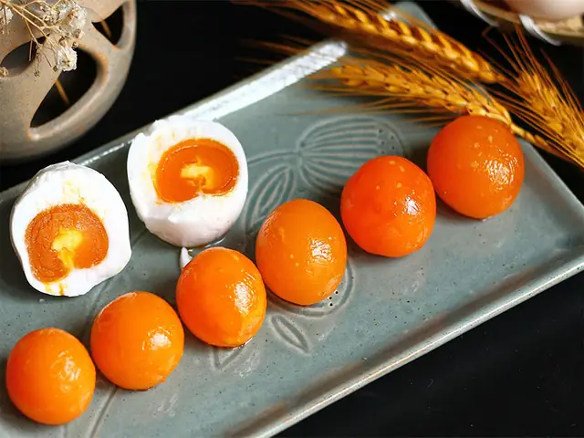 Trứng Muối Ăn Chay Được Không? Trứng Muối Ăn Chay Được Không?