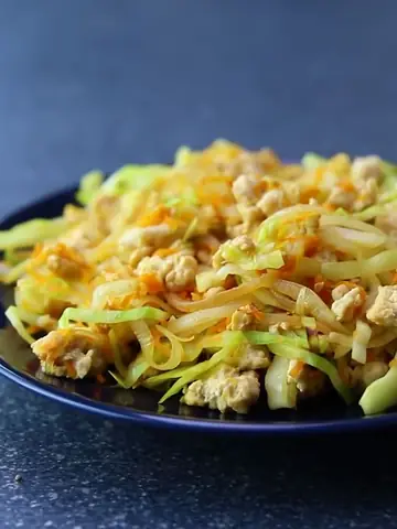 Ức Gà Xào Bắp Cải: Công Thức Nấu Món Ăn Ngon, Dinh Dưỡng Cho Mọi Gia Đình