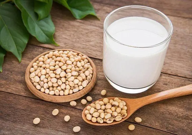 Uống Nước Đậu Phụ Có Tốt Không? Giải Đáp Chi Tiết Từ A-z