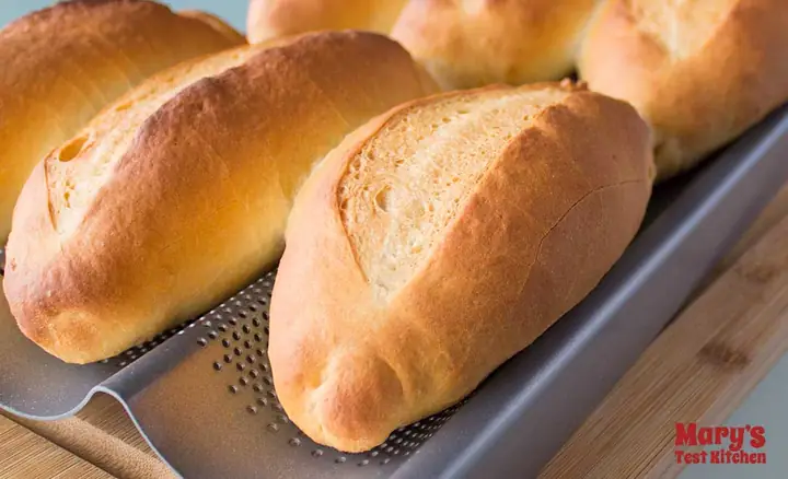 Công Thức Làm Bánh Mì Que Giòn Rụm Chuẩn Vị Việt Nam