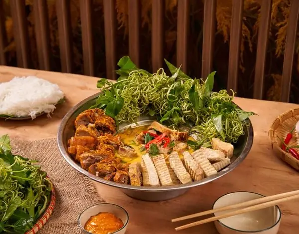 Vịt Nấu Chao Hà Nội: Khám Phá Hương Vị Đậm Đà Trong Từng Thớ Thịt