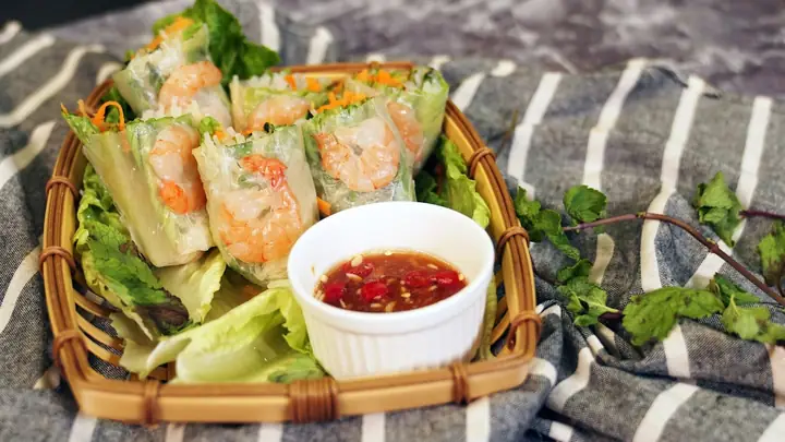 Cách Làm Bánh Tráng Cuốn Thịt Heo Ngon Chuẩn Vị Miền Nam