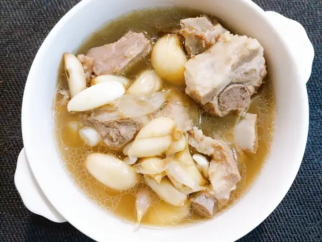 Cách Nấu Lẩu Mắm Cá Lóc Chuẩn Vị Miền Tây: Công Thức Đặc Biệt Từ Các Đầu Bếp Bản Địa Cách Nấu Lẩu Mắm Cá Lóc Chuẩn Vị Miền Tây: Công Thức Đặc Biệt Từ Các Đầu Bếp Bản Địa