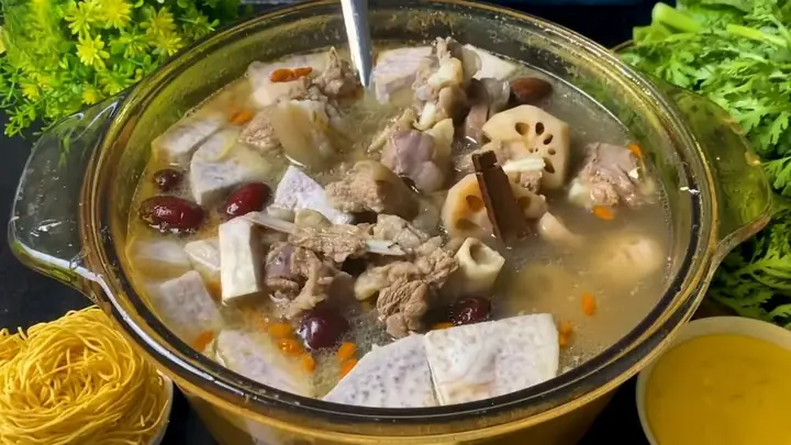 Cách Nấu Lẩu Dê Theo Bài Thuốc Bắc Đơn Giản Tại Nhà