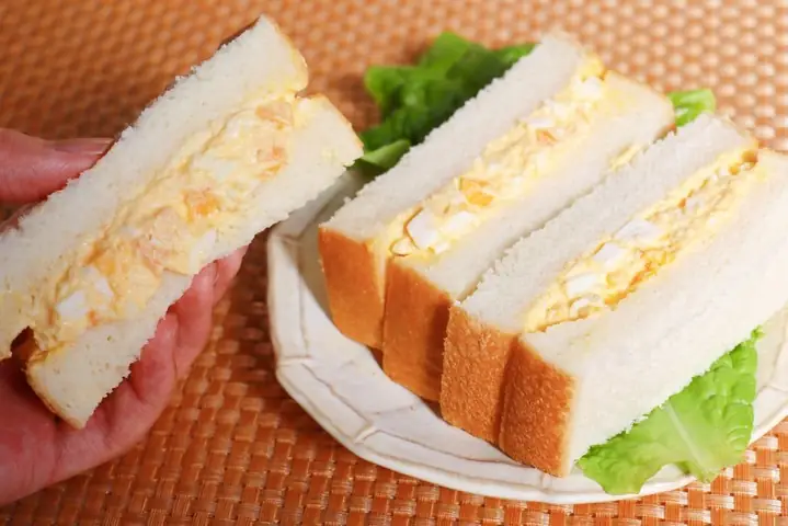 Bánh Mì Sandwich Cho Bé: Hướng Dẫn Toàn Tập Về Dinh Dưỡng, Công Thức Và An Toàn