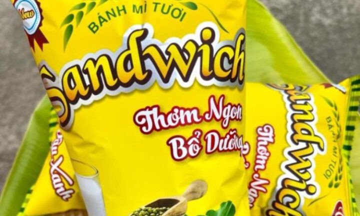 Bánh mì Togazz sandwich đậu xanh thơm ngon, tiện lợi cho bữa sáng nhanh gọn