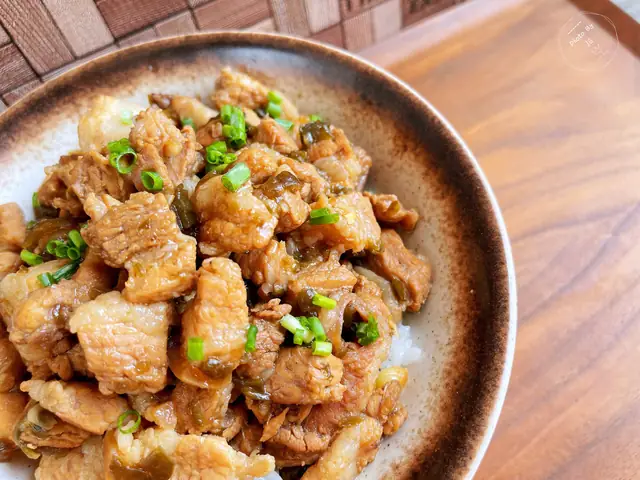 Thịt Kho Ớt Bóc Vỏ: Hướng Dẫn Chi Tiết Từ A Đến Z