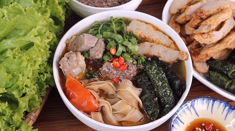 Các loại rau sống ăn kèm bánh đa cua