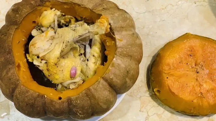 Cách Hầm Bí Đỏ Nguyên Trái: Công Thức Đơn Giản, Thơm Ngon Bổ Dưỡng