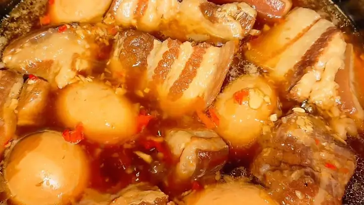 Hướng Dẫn Cách Kho Thịt Kho Tàu Truyền Thống Chuẩn Vị Miền Tây