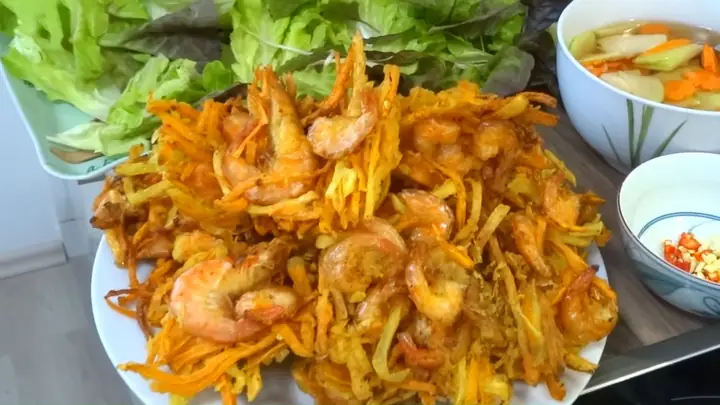 Cách Làm Bánh Tôm Chiên Ăn Với Bánh Cuốn Ngon Chuẩn Vị