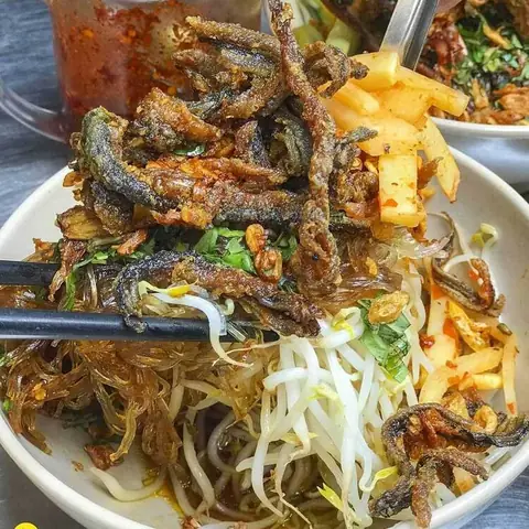 Hướng Dẫn Chi Tiết Cách Làm Miến Trộn Lươn Khô Thơm Ngon Tại Nhà