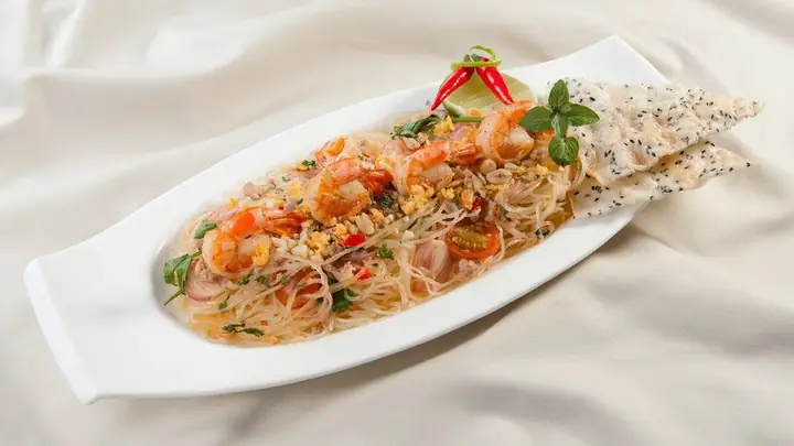 Miến Trộn Thái: Công Thức Đơn Giản, Ngon Miệng Tại Nhà