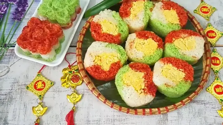 Hướng Dẫn Chi Tiết Cách Làm Xôi Cuộn 3 Màu Thơm Ngon
