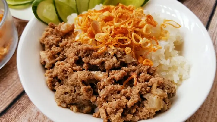 Cách Làm Xôi Pate Trứng Thơm Ngon, Béo Ngậy Tại Nhà