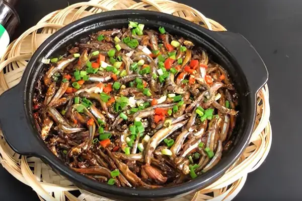 Cách Nấu Cá Cơm Tươi Đúng Cách: Từ Chọn Nguyên Liệu Đến 7 Công Thức Ngon