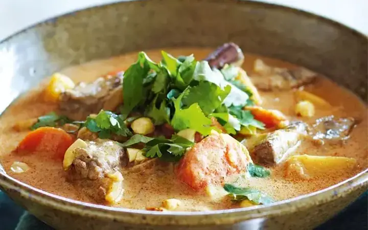 Cách Nấu Cà Ri Bò Sữa Tươi Ngon Chuẩn Vị Tại Nhà