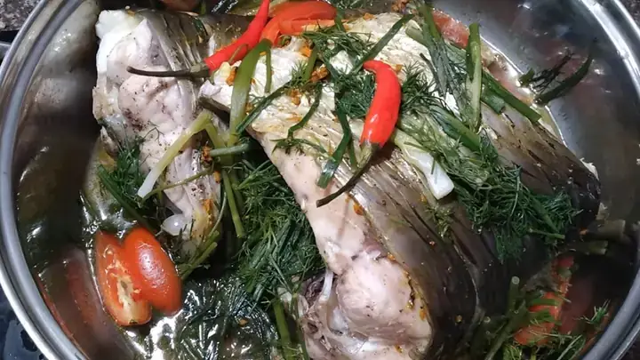 Cách Nấu Cá Trắm Đen Hấp Bia Ngon Chuẩn Vị