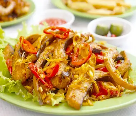 Cách Nấu Cá Trắm Giòn Xào Lăn Thơm Ngon: Công Thức Chi Tiết Từ A-z