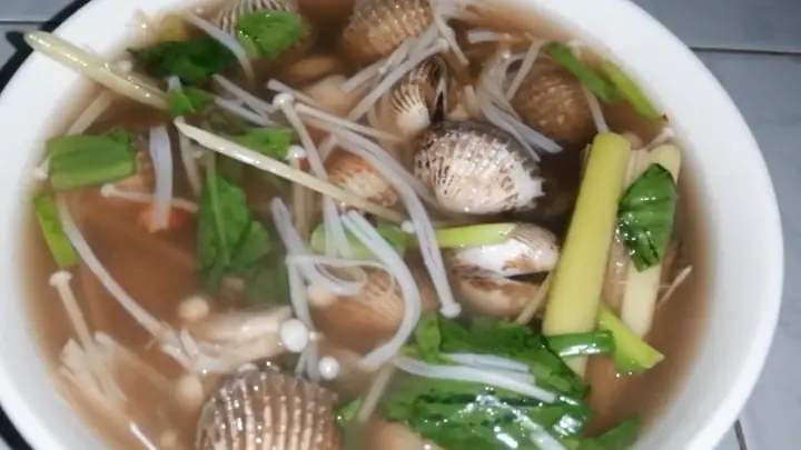 Cách Nấu Canh Chua Sò Huyết Ngon Vị Thuần Việt