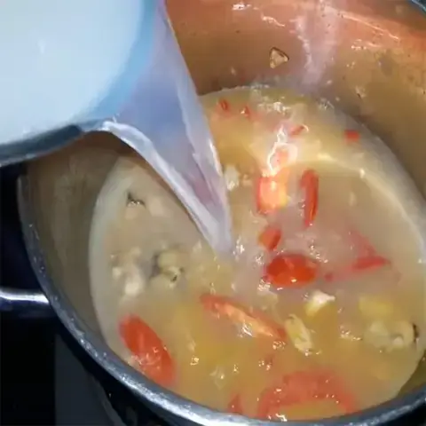 Cách Nấu Canh Trai Rau Răm Ngon Chuẩn Vị: Hướng Dẫn Từ A Đến Z