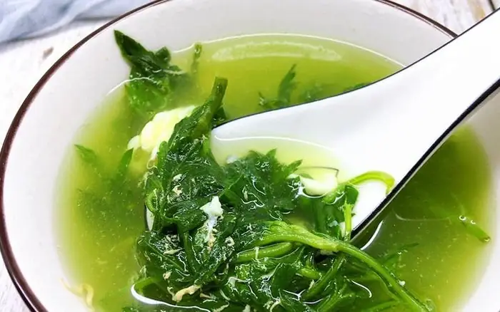 Cách Nấu Canh Trứng Lá Ngải Đơn Giản, Dễ Ăn Và Bổ Dưỡng