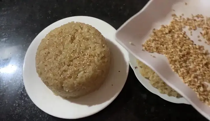 Hướng Dẫn Chi Tiết Cách Nấu Chè Con Ong Thơm Ngon, Đậm Đà Tại Nhà