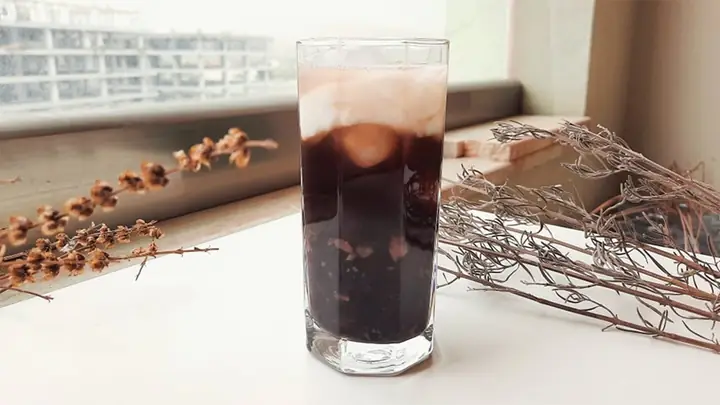 Hướng Dẫn Chi Tiết Cách Nấu Chè Đậu Đen Bột Báng Nước Cốt Dừa Chuẩn Vị