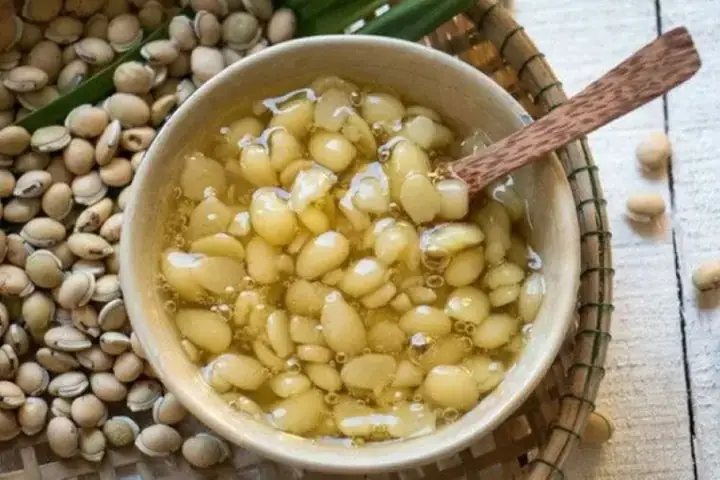 Cách Nấu Chè Đậu Nành Nguyên Hạt Chuẩn Vị: Từ A Đến Z