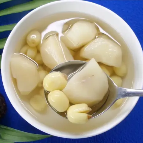 Cách Nấu Chè Hạt Sen Củ Năng Cu Sen Chuẩn Vị Tại Nhà