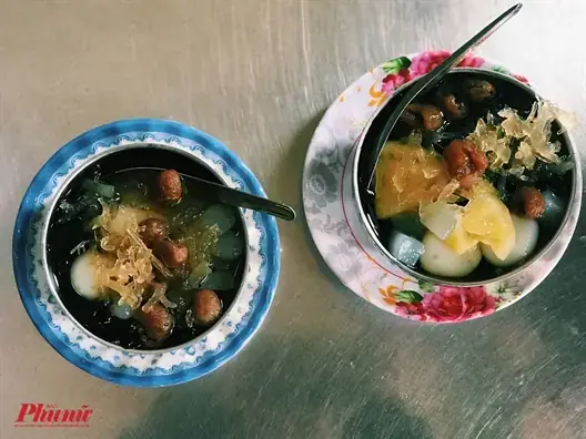 Hướng Dẫn Chi Tiết Cách Nấu Chè Phục Linh Thơm Ngon, Bổ Dưỡng Tại Nhà